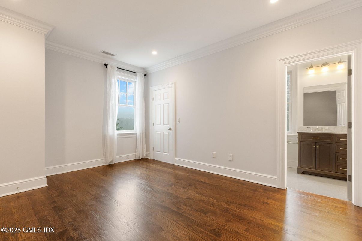 Bathroom, Empty room, Interior, Recessed Lighting, Wood Texture Flooring