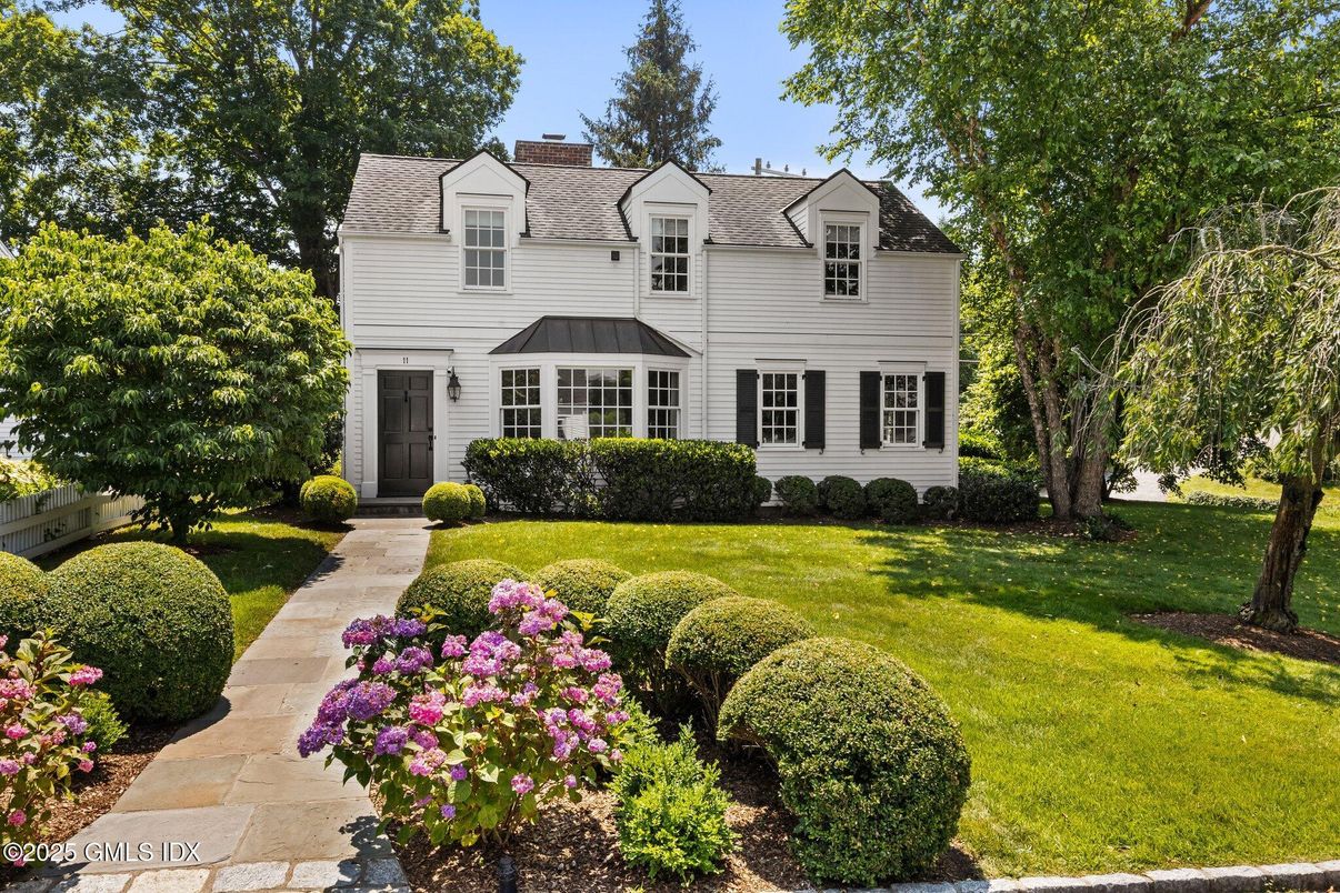 Backyard, Exterior, Facade, Georgian