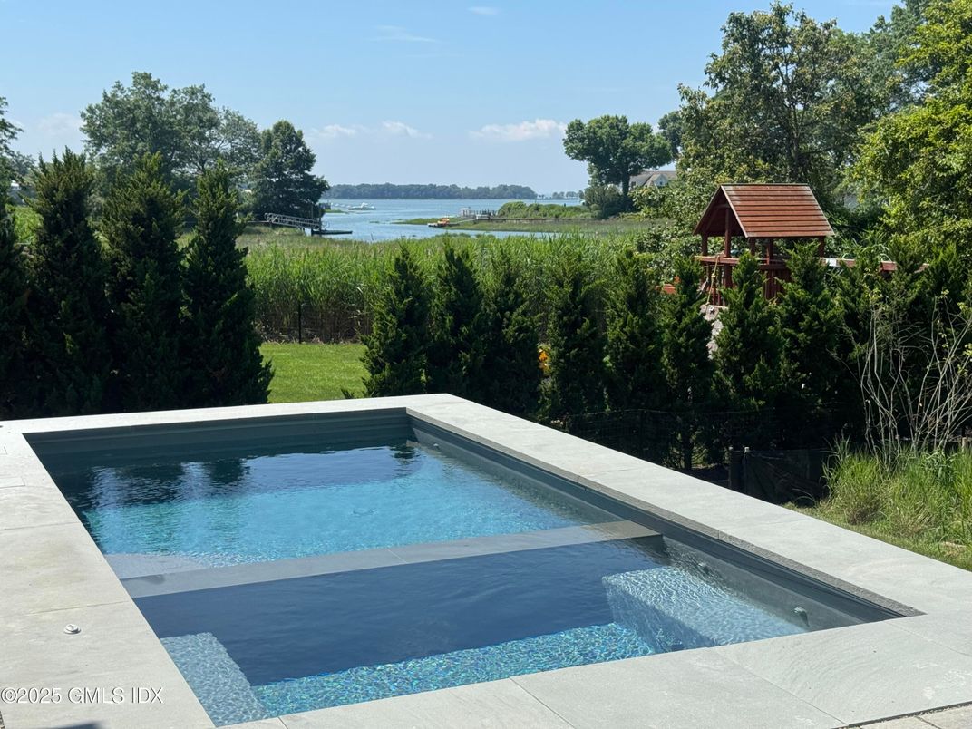 Exterior, Pool, Water
