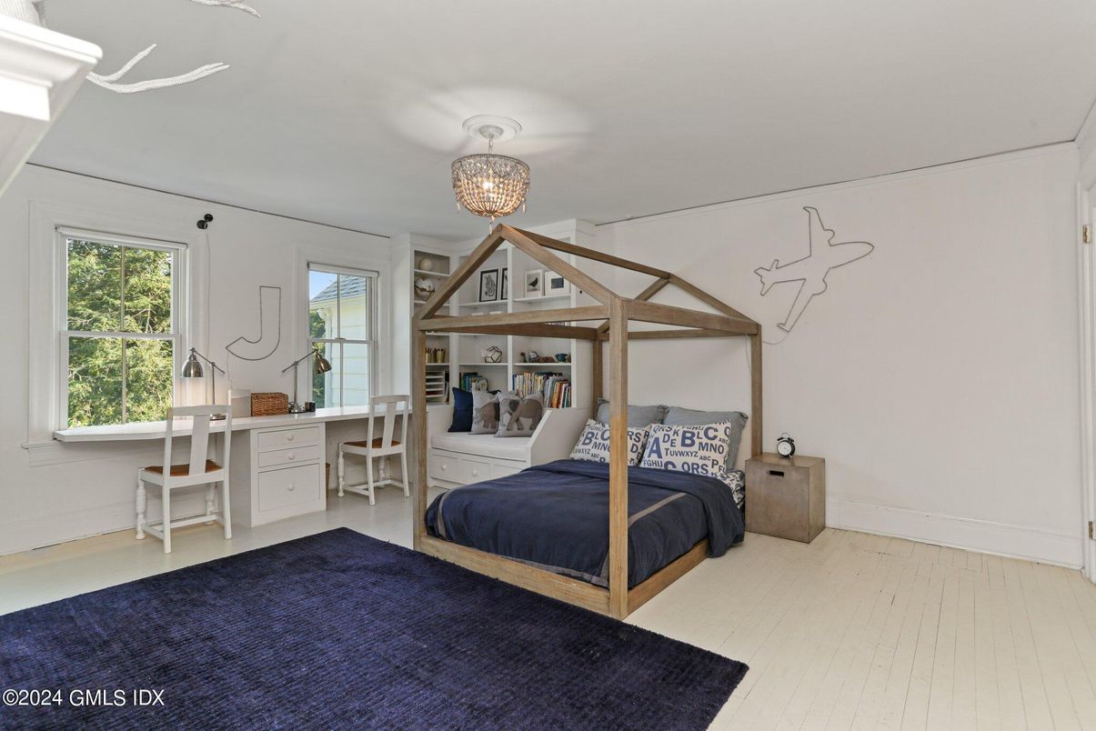 Bedroom, Chandelier, Home Office, Interior