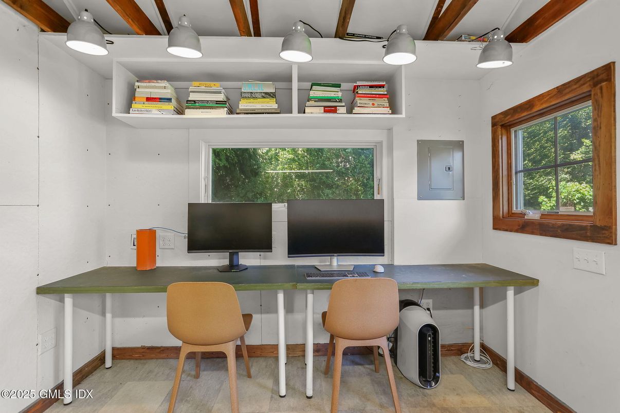 Home Office, Interior, Wooden Beams