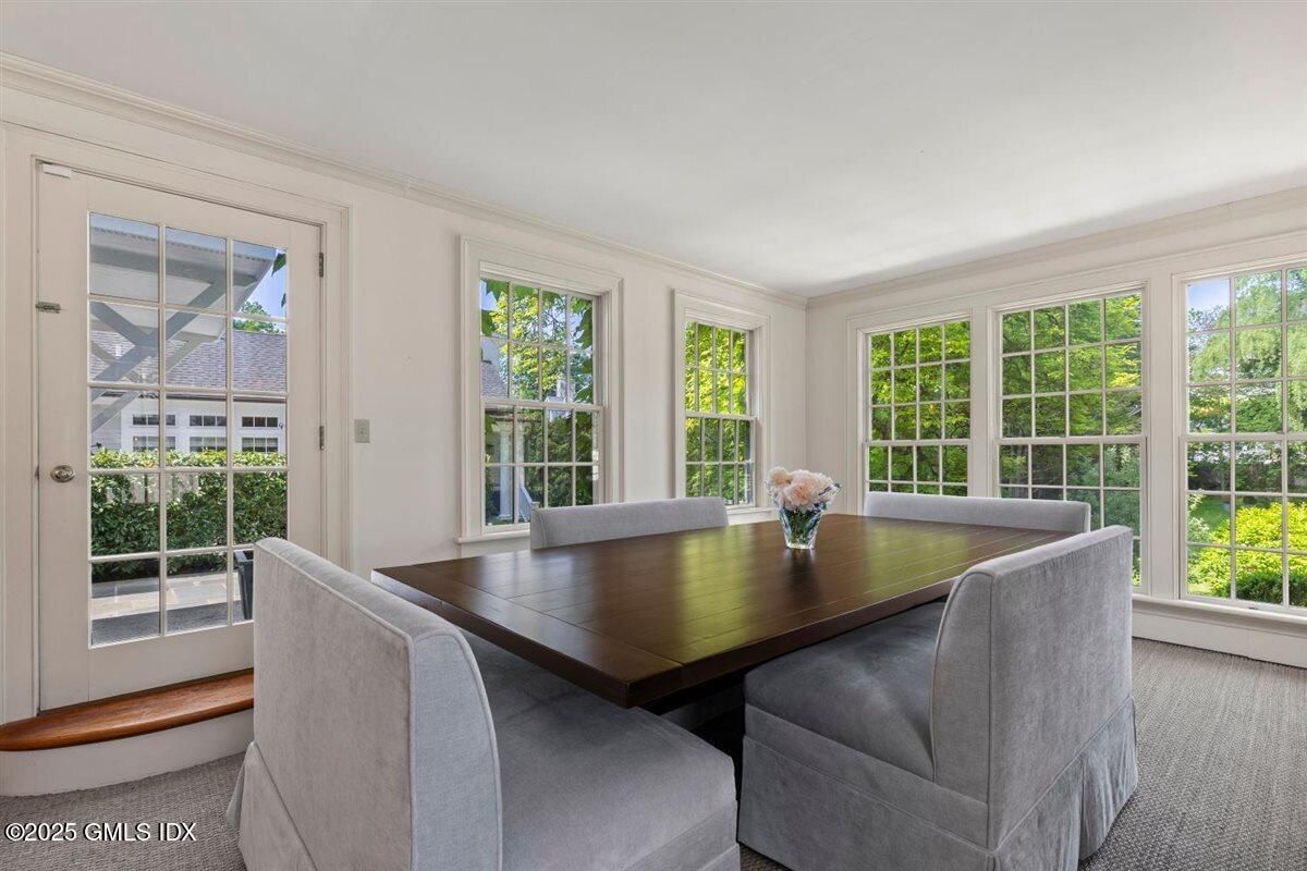 Dining room, Interior