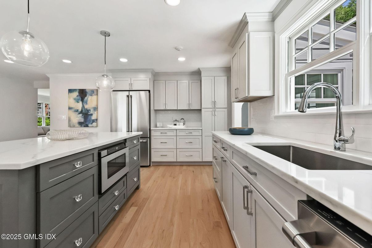 Interior, Kitchen, Pendant Lights, Recessed Lighting, Stainless Steel Appliances, Wood Texture Flooring