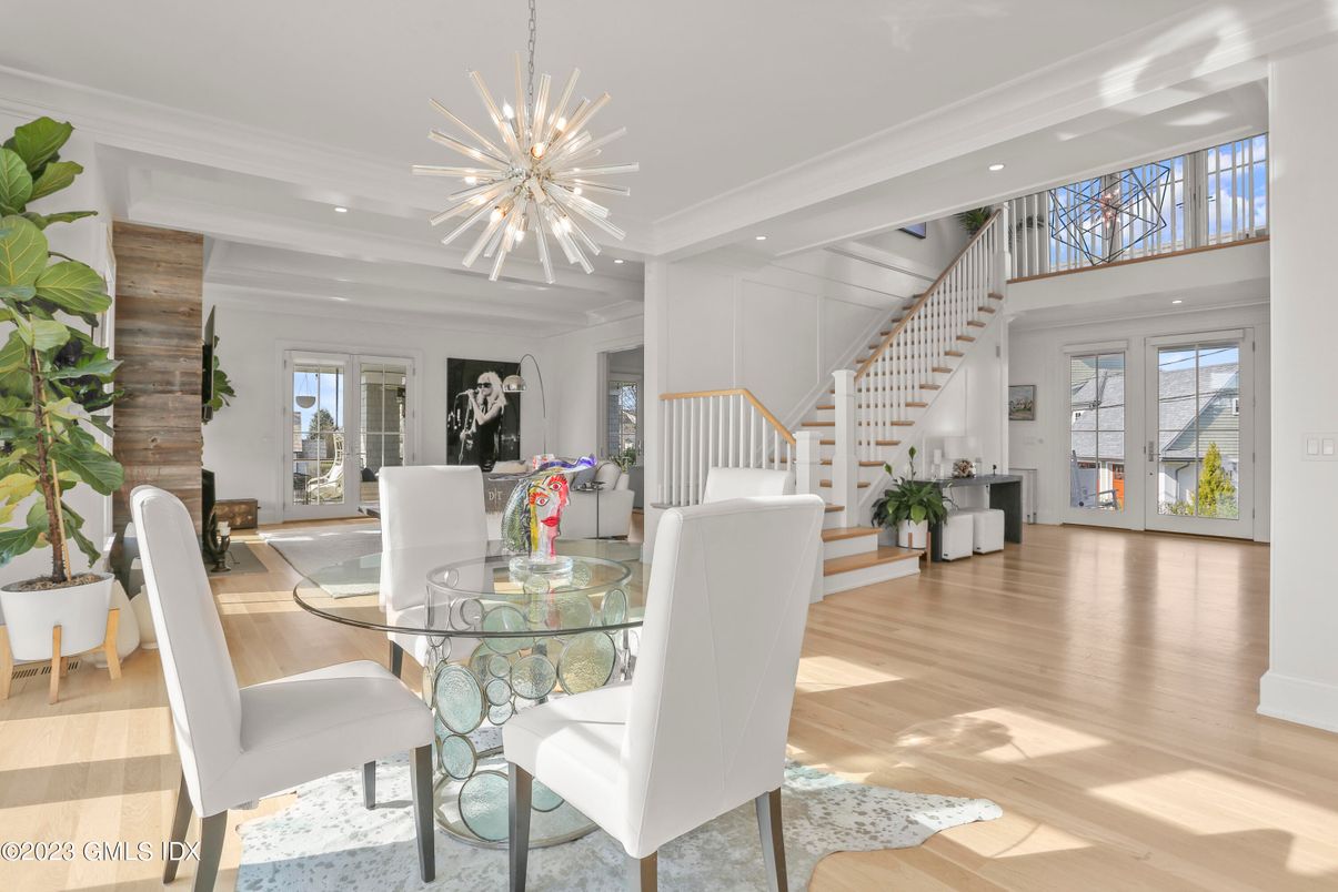 Dining room, Interior, Living room, Pendant Lights, Recessed Lighting, Wood Texture Flooring
