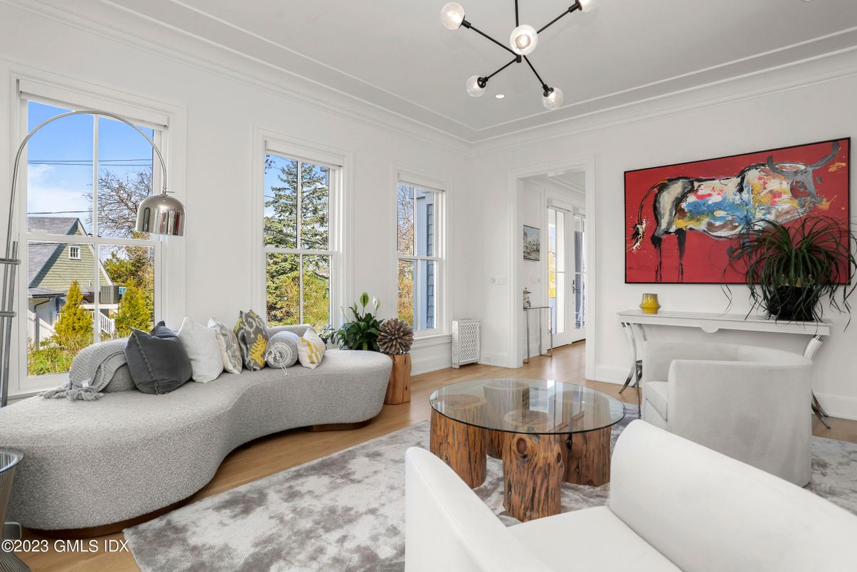 Interior, Living room, Pendant Lights, Wood Texture Flooring
