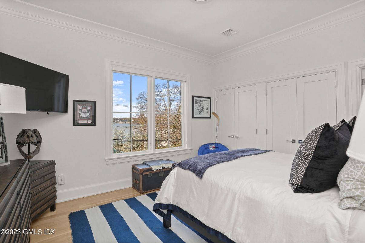 Bedroom, Interior, Water, Wood Texture Flooring