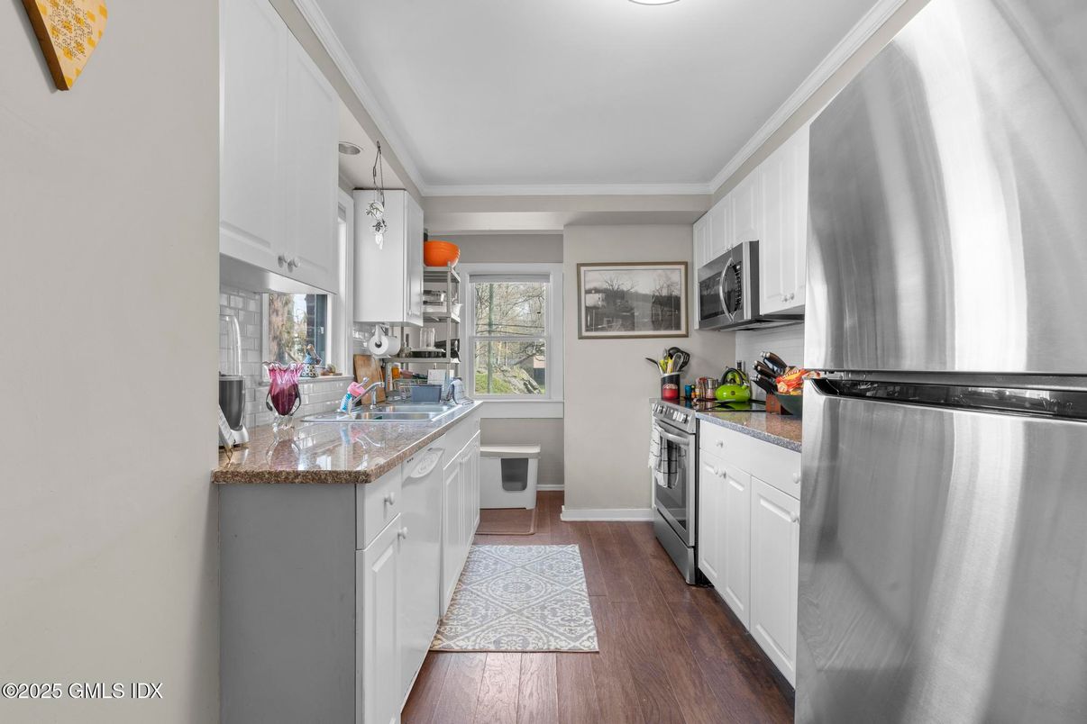 Interior, Kitchen, Stainless Steel Appliances, Wood Texture Flooring