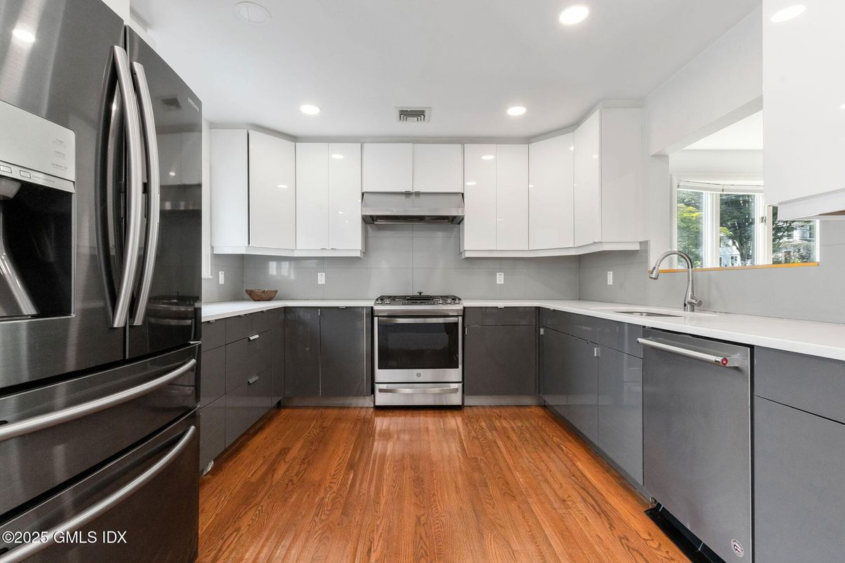 Interior, Kitchen, Recessed Lighting, Stainless Steel Appliances, Wood Texture Flooring