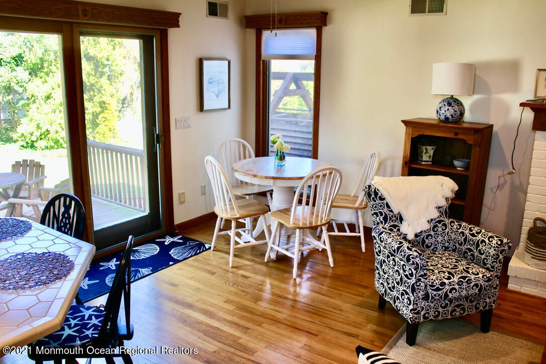 Dining room, Interior, Wood Texture Flooring