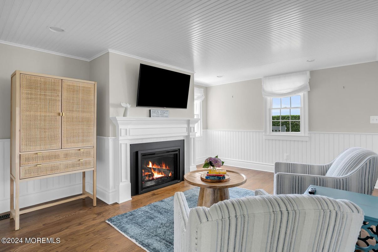 Fireplace, Interior, Living room, Recessed Lighting, Wood Texture Flooring
