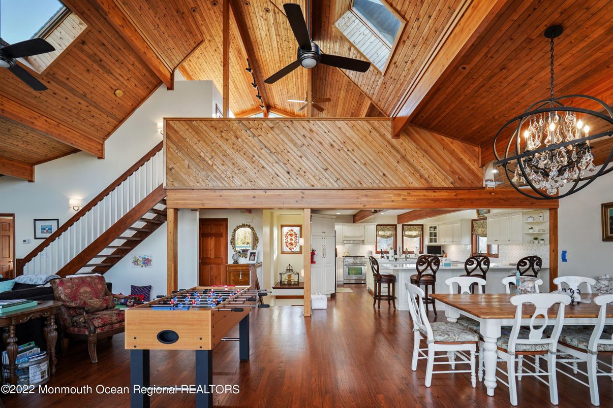 Chandelier, Dining room, Game Room, Interior, Kitchen, Pendant Lights, Wooden Beams, Wooden Ceilings, Wood Texture Flooring