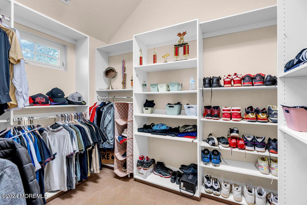 Interior, Walk-in Closets