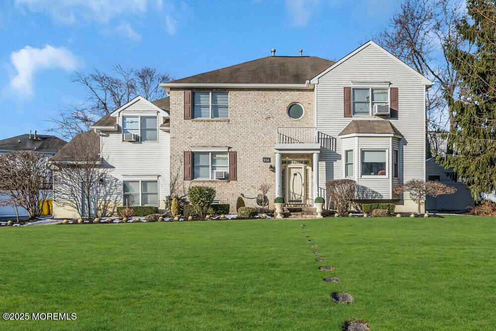 Attached, Exterior, Facade, Brick Facade, Farmhouse