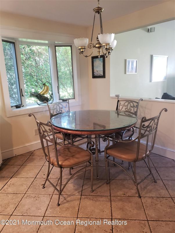 Chandelier, Dining room, Interior