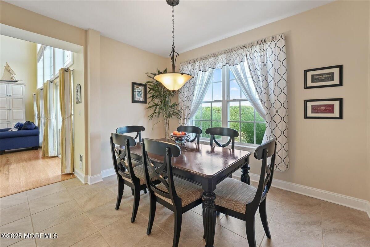 Dining room, Interior, Pendant Lights