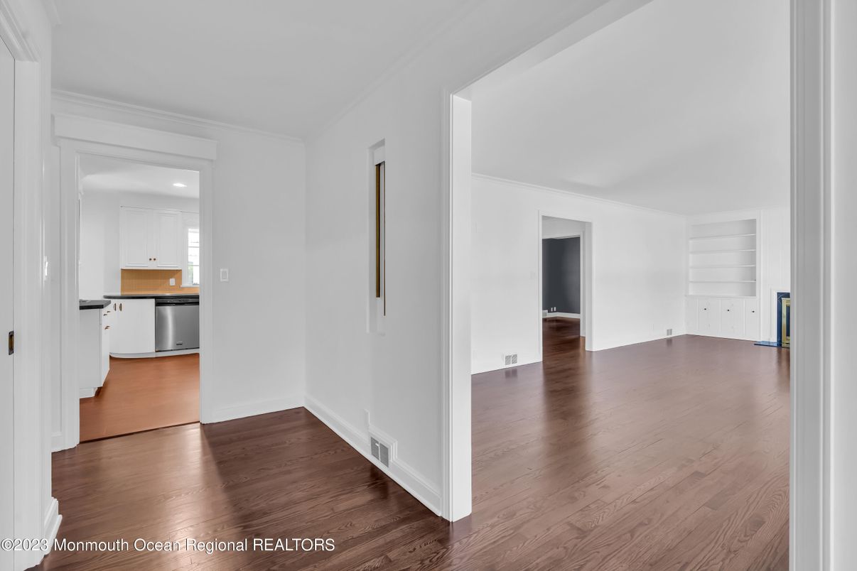 Empty room, Interior, Kitchen, Recessed Lighting, Wood Texture Flooring