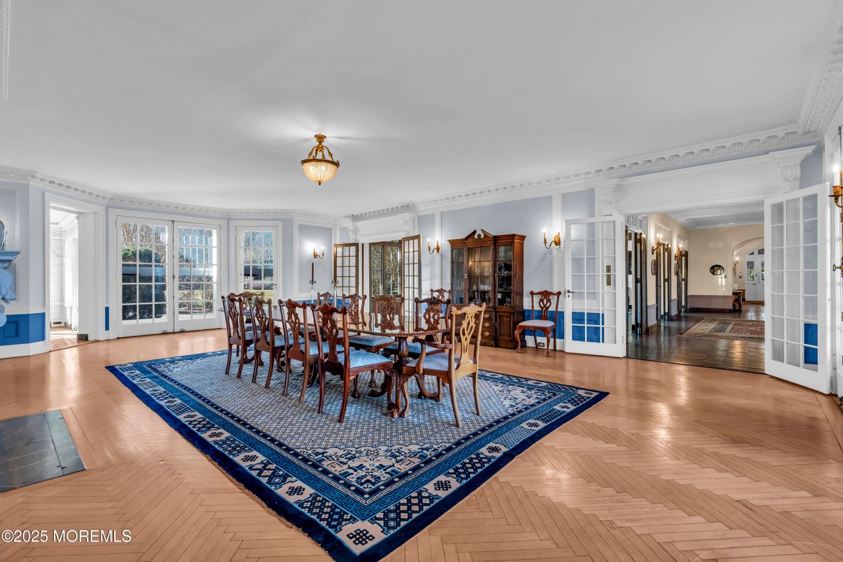 Dining room, Interior, Wood Texture Flooring