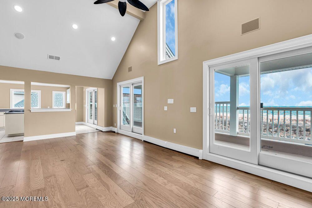 Empty room, Interior, Recessed Lighting, Water, Wood Texture Flooring