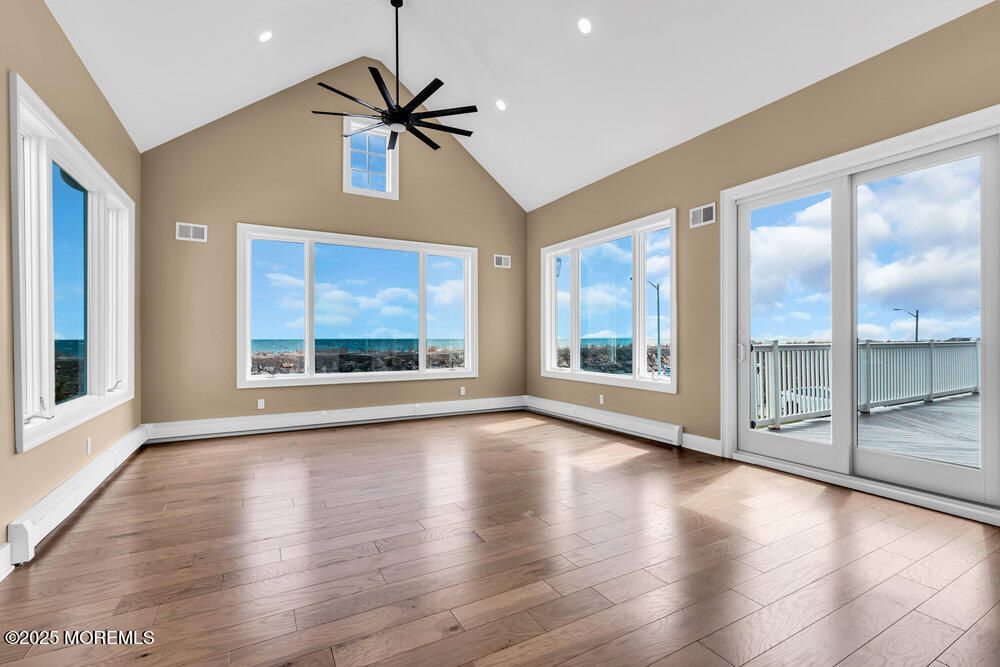 Empty room, Interior, Pendant Lights, Recessed Lighting, Wood Texture Flooring