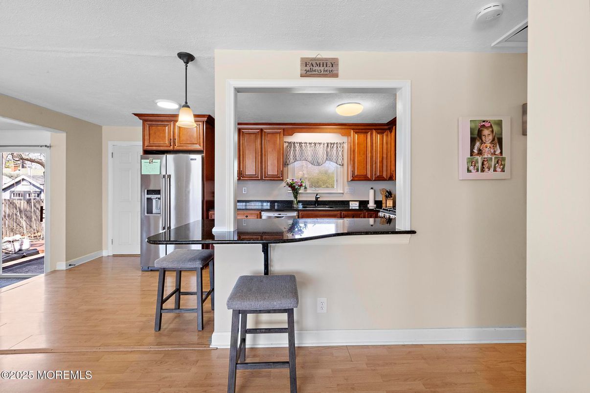 Interior, Kitchen, Pendant Lights, Wood Texture Flooring