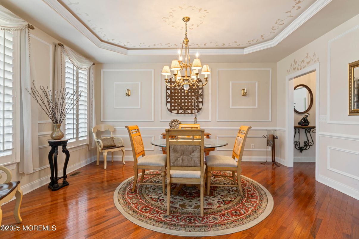 Chandelier, Dining room, Interior, Wood Texture Flooring