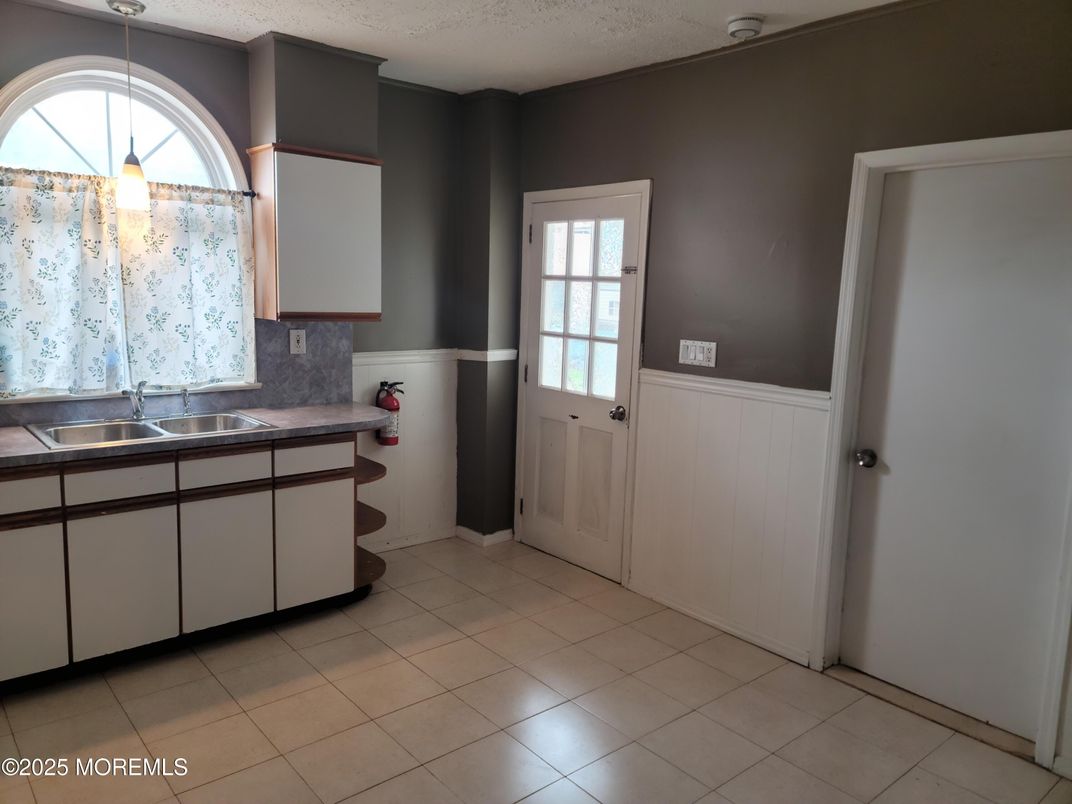 Interior, Kitchen, Pendant Lights