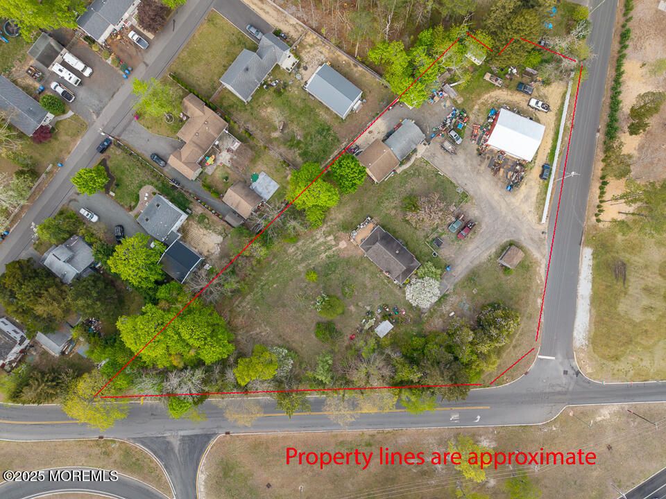 Exterior, Drone