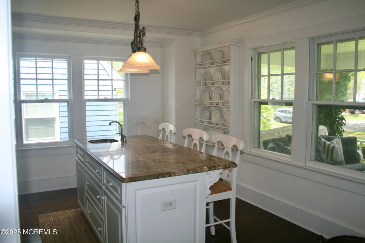 Interior, Kitchen, Pendant Lights, Wood Texture Flooring