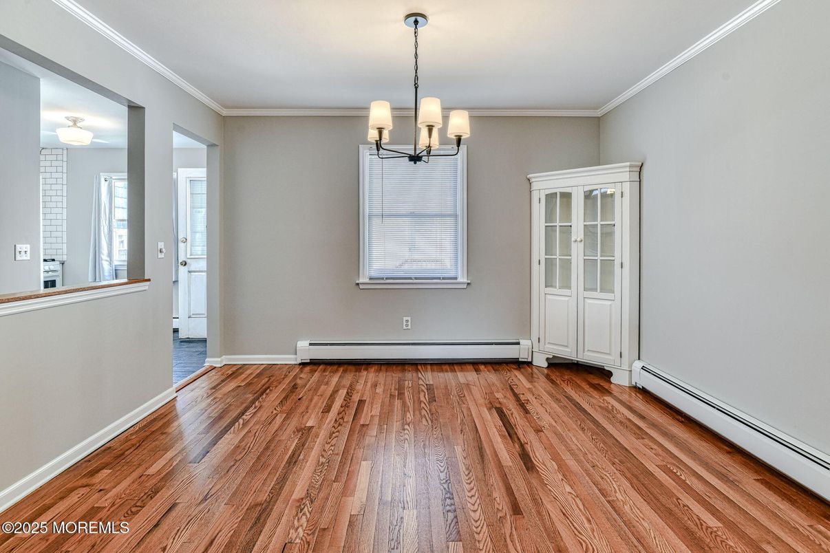 Chandelier, Empty room, Interior, Wood Texture Flooring