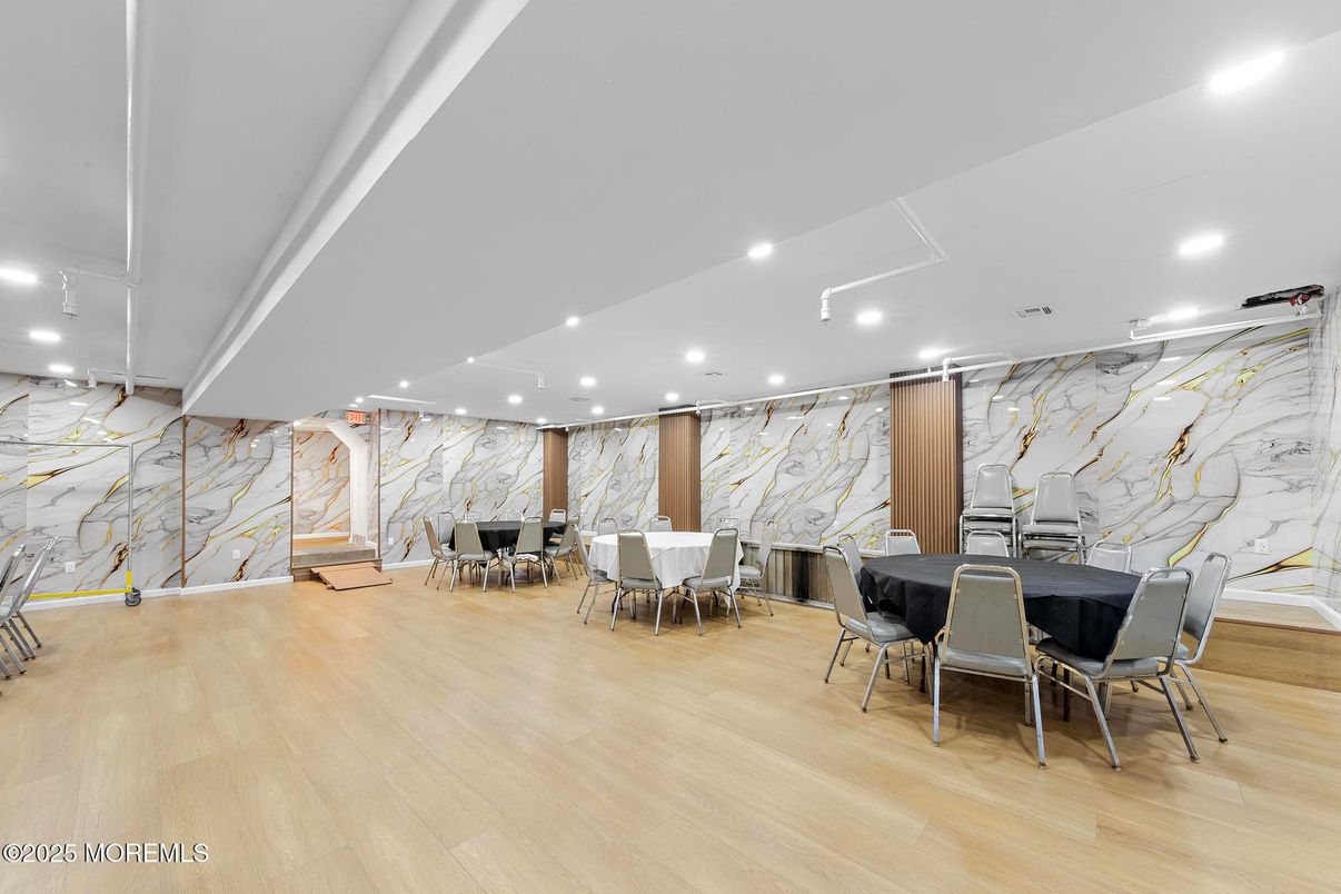 Dining room, Interior, Marble Walls, Recessed Lighting, Wood Texture Flooring