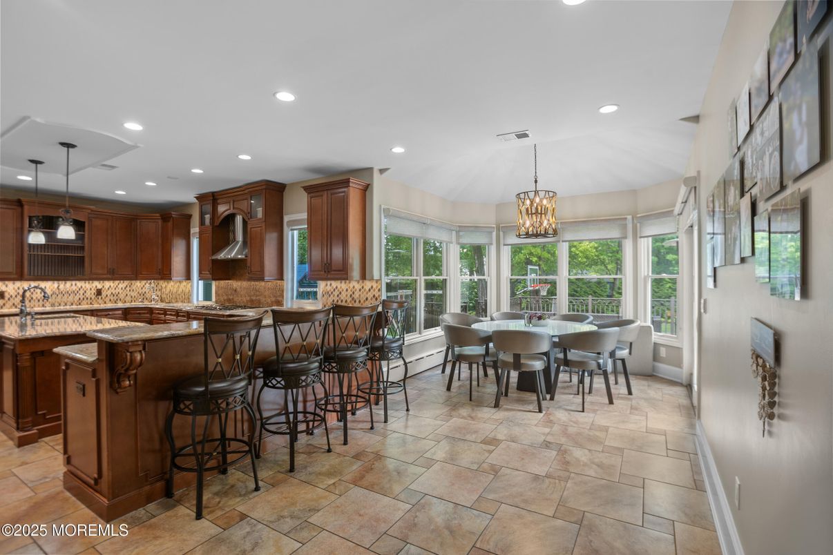 Chandelier, Dining room, Interior, Kitchen, Pendant Lights, Recessed Lighting