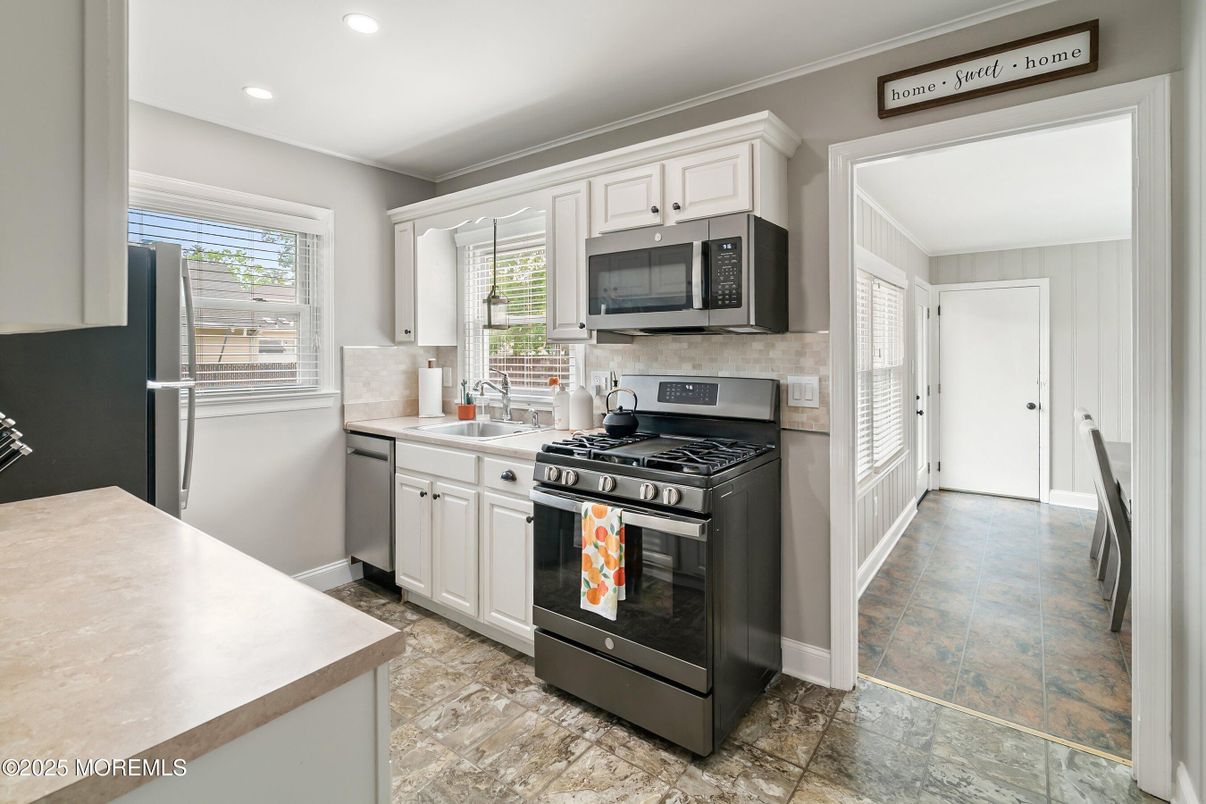 Interior, Kitchen, Recessed Lighting