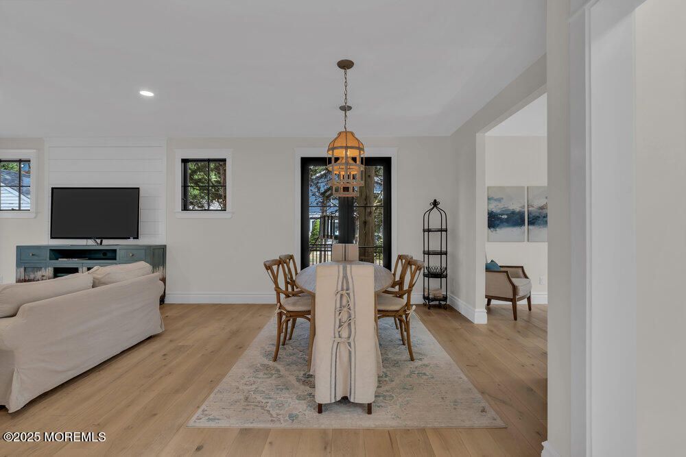Dining room, Interior, Living room, Pendant Lights, Recessed Lighting, Wood Texture Flooring