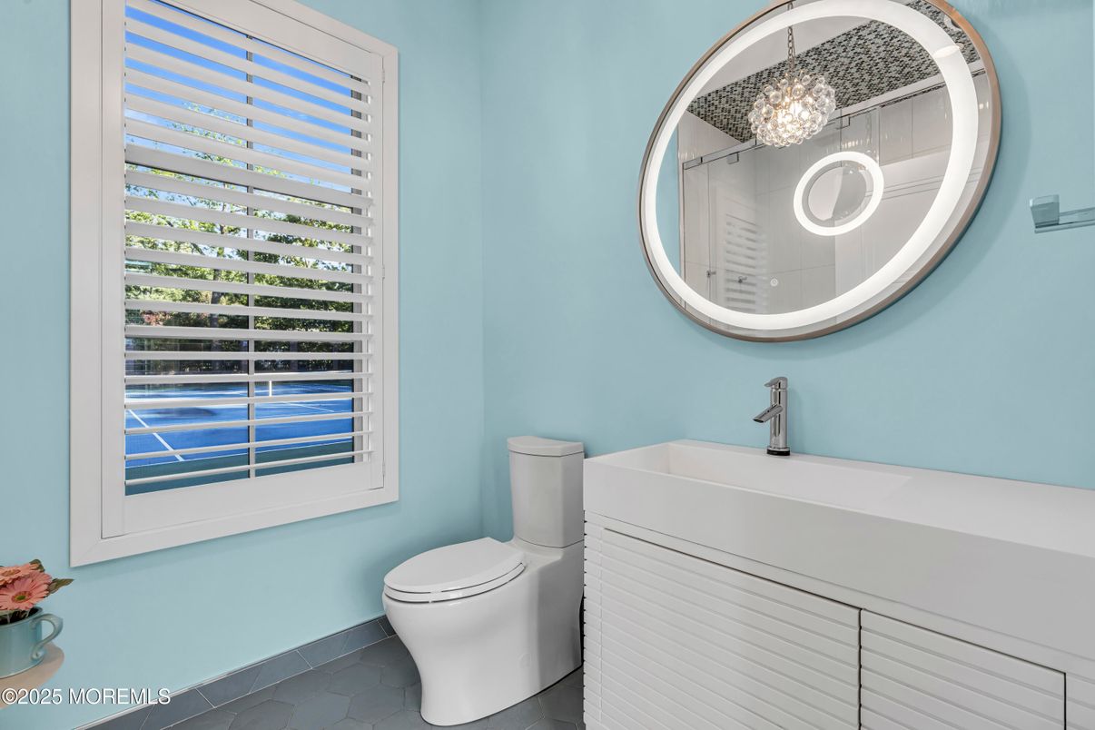 Bathroom, Interior, Pendant Lights