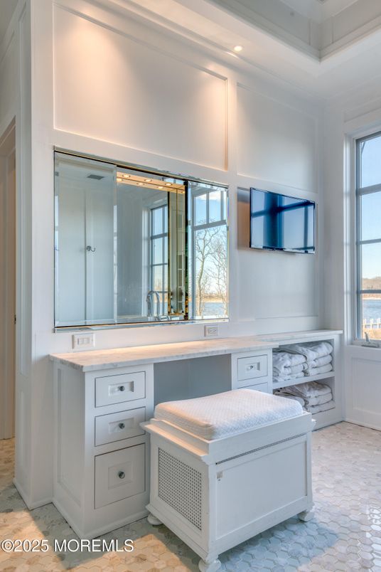 Bathroom, Interior, Recessed Lighting, Water