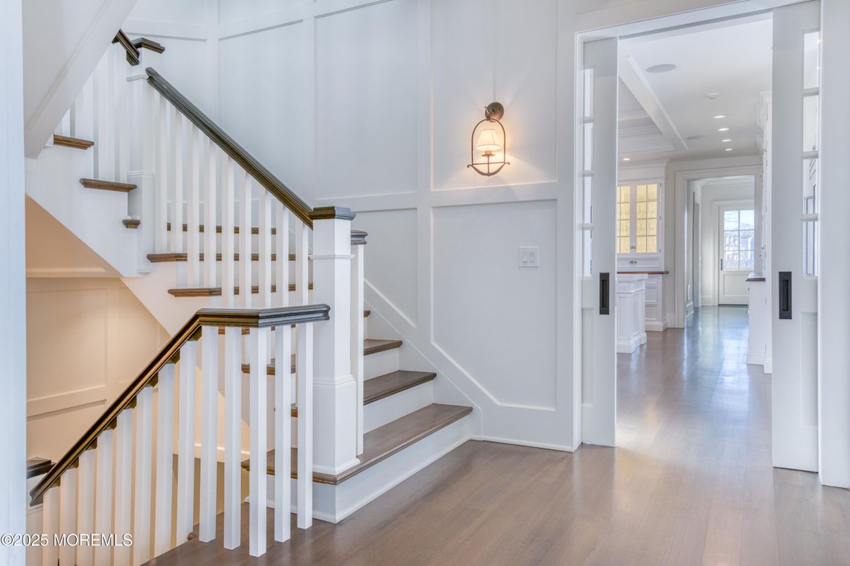 Interior, Pendant Lights, Recessed Lighting, Wood Texture Flooring