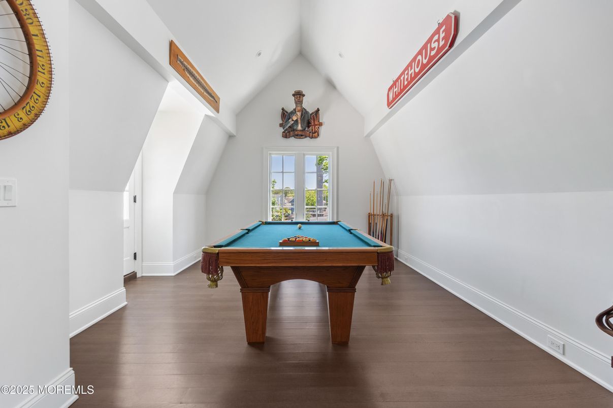 Billiard Table, Game Room, Interior, Wood Texture Flooring
