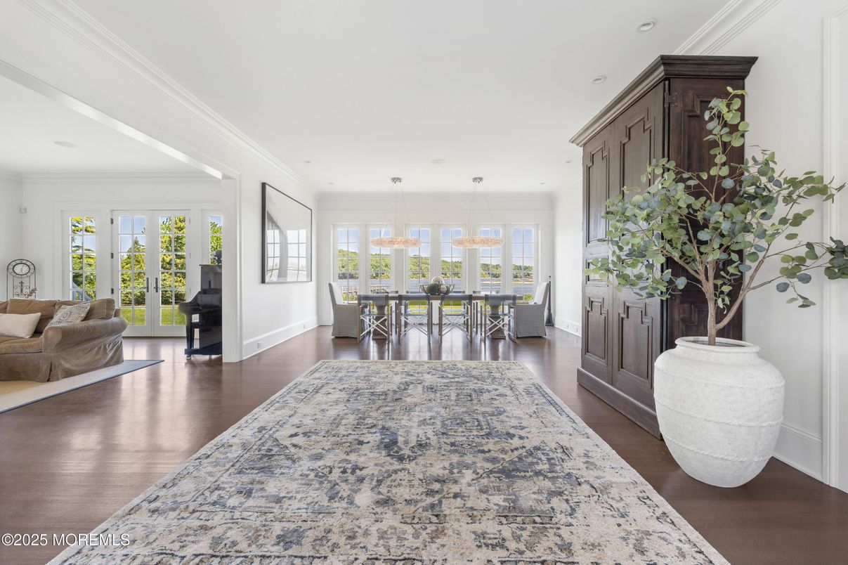 Dining room, Interior, Pendant Lights, Recessed Lighting, Wood Texture Flooring