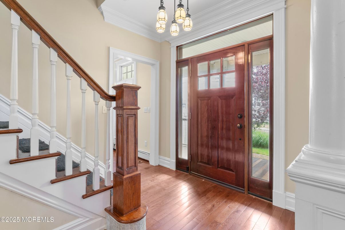 Chandelier, Interior, Wood Texture Flooring