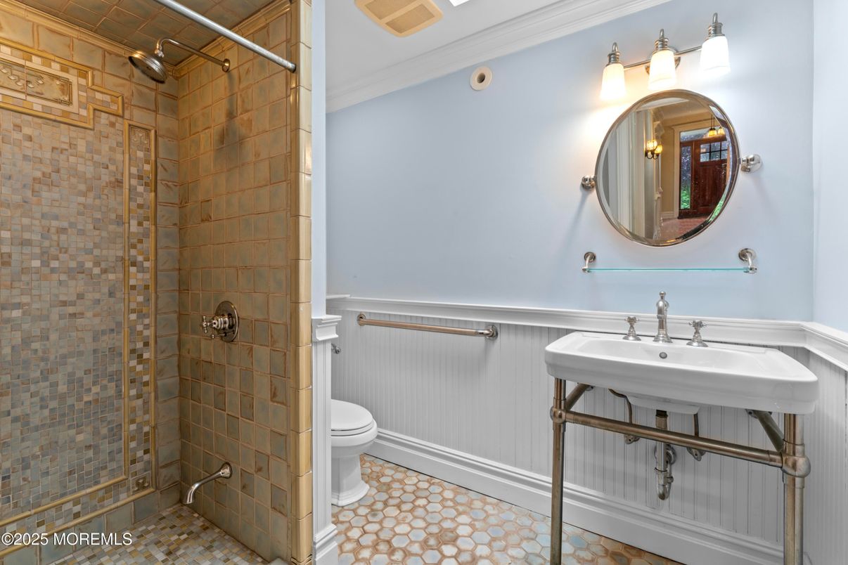 Bathroom, Interior, Stone Walls