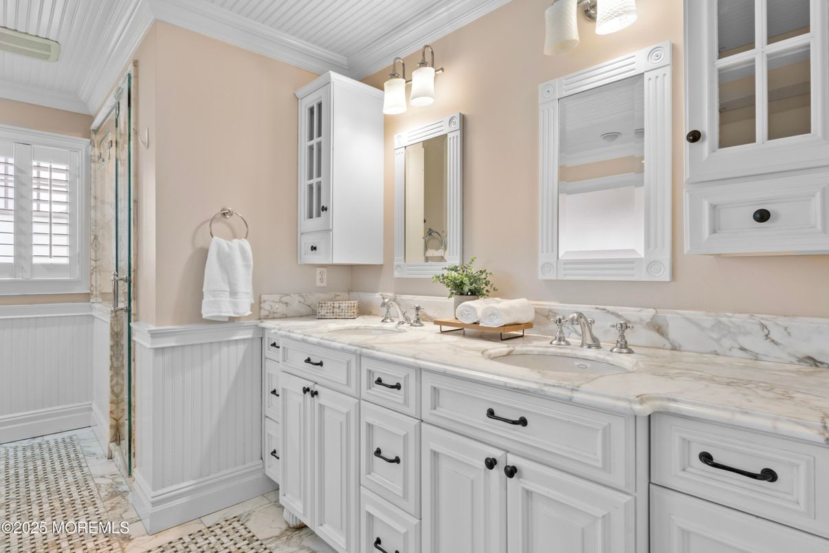 Bathroom, Dual Sink Vanities, Glass Shower, Interior