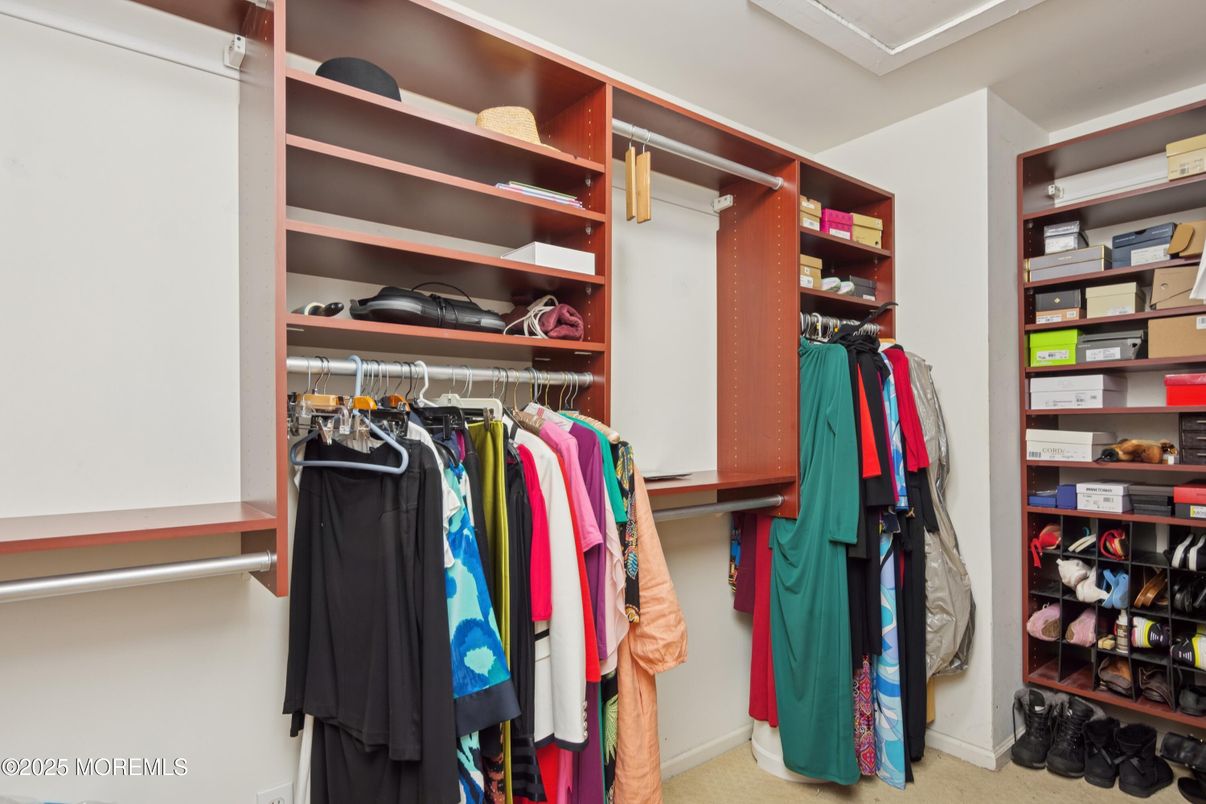 Interior, Walk-in Closets
