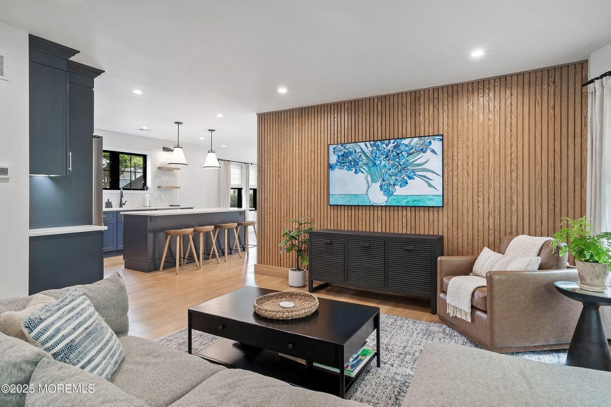 Interior, Kitchen, Living room, Pendant Lights, Recessed Lighting, Wood Texture Flooring, Wooden Walls