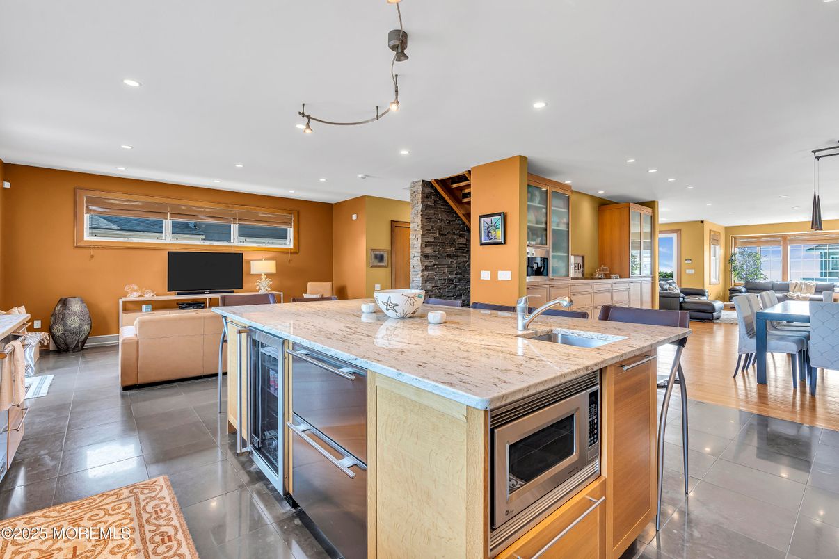 Dining room, Interior, Kitchen, Pendant Lights, Recessed Lighting