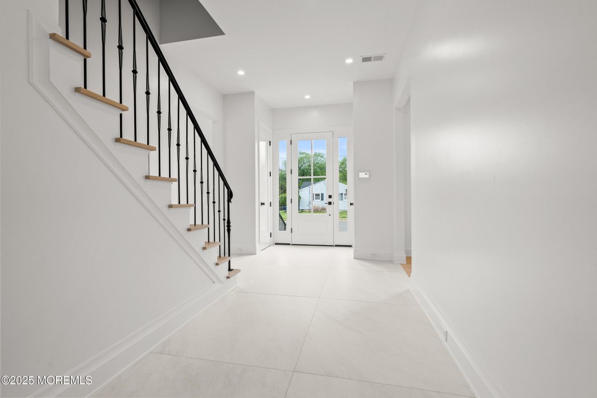 Interior, Marble, Recessed Lighting