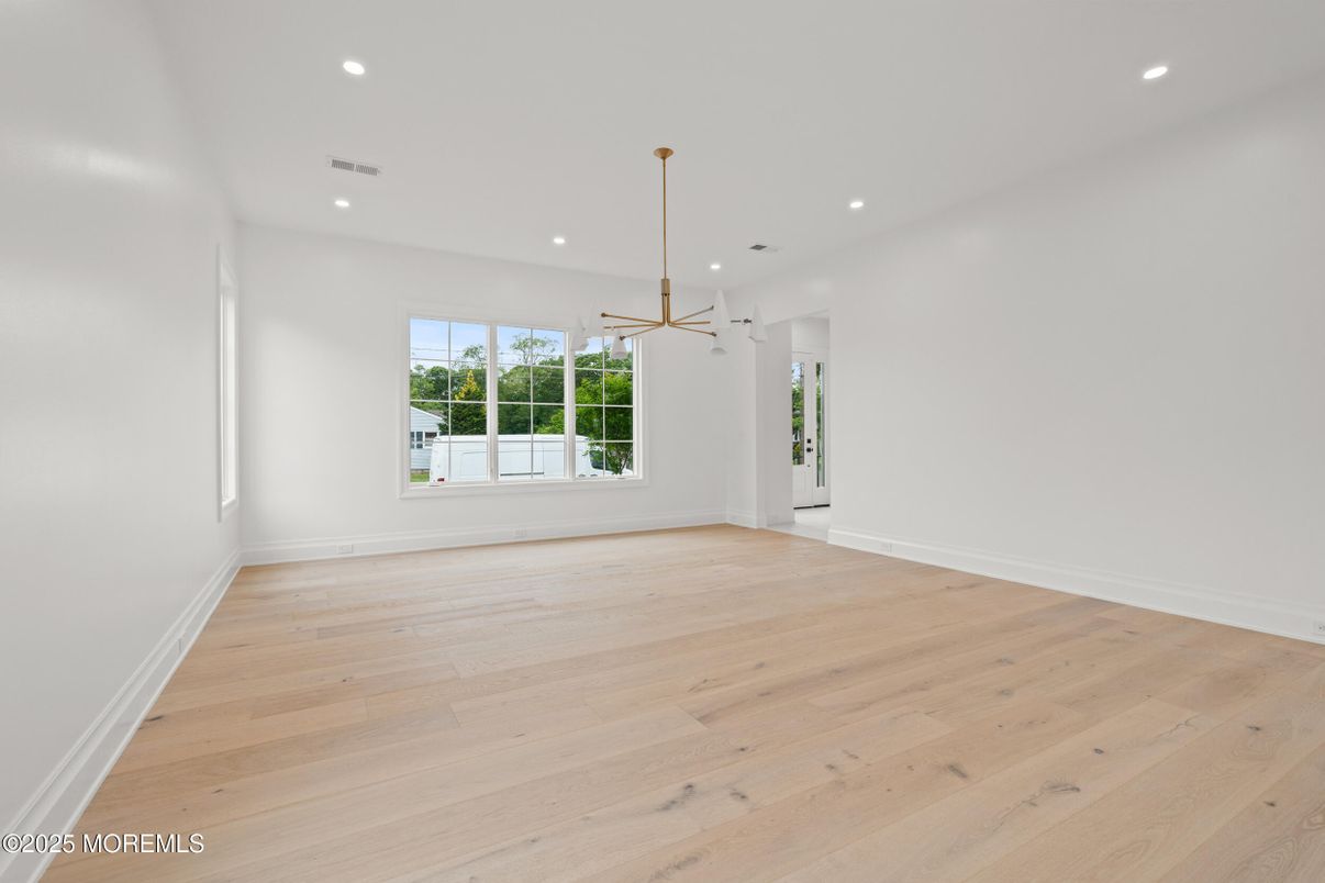 Empty room, Interior, Pendant Lights, Recessed Lighting, Wood Texture Flooring