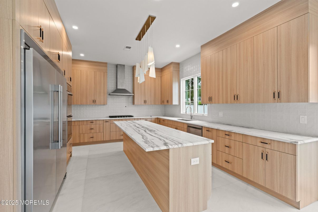 Interior, Kitchen, Pendant Lights, Recessed Lighting, Stainless Steel Appliances