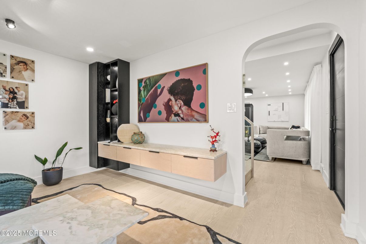 Interior, Recessed Lighting