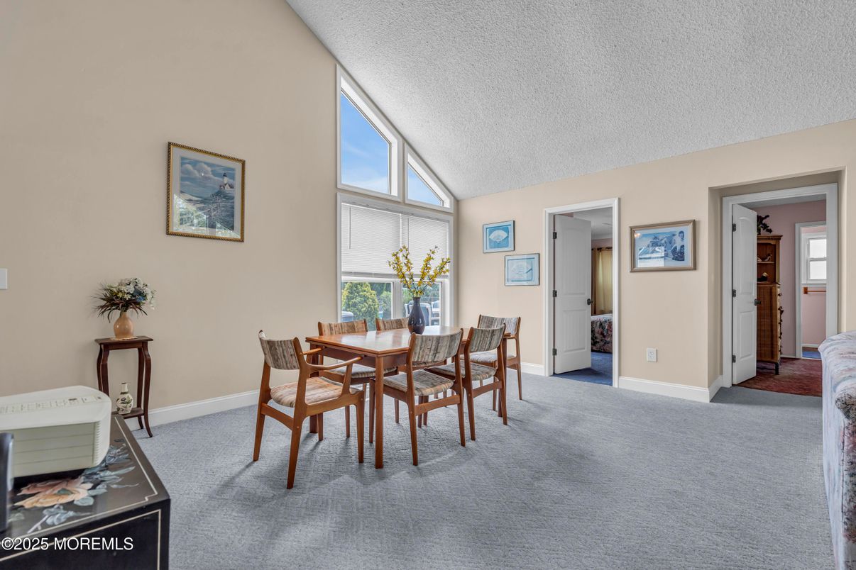 Dining room, Interior