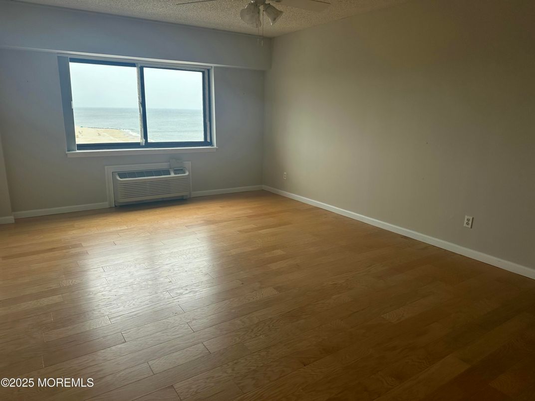 Empty room, Interior, Water, Wood Texture Flooring